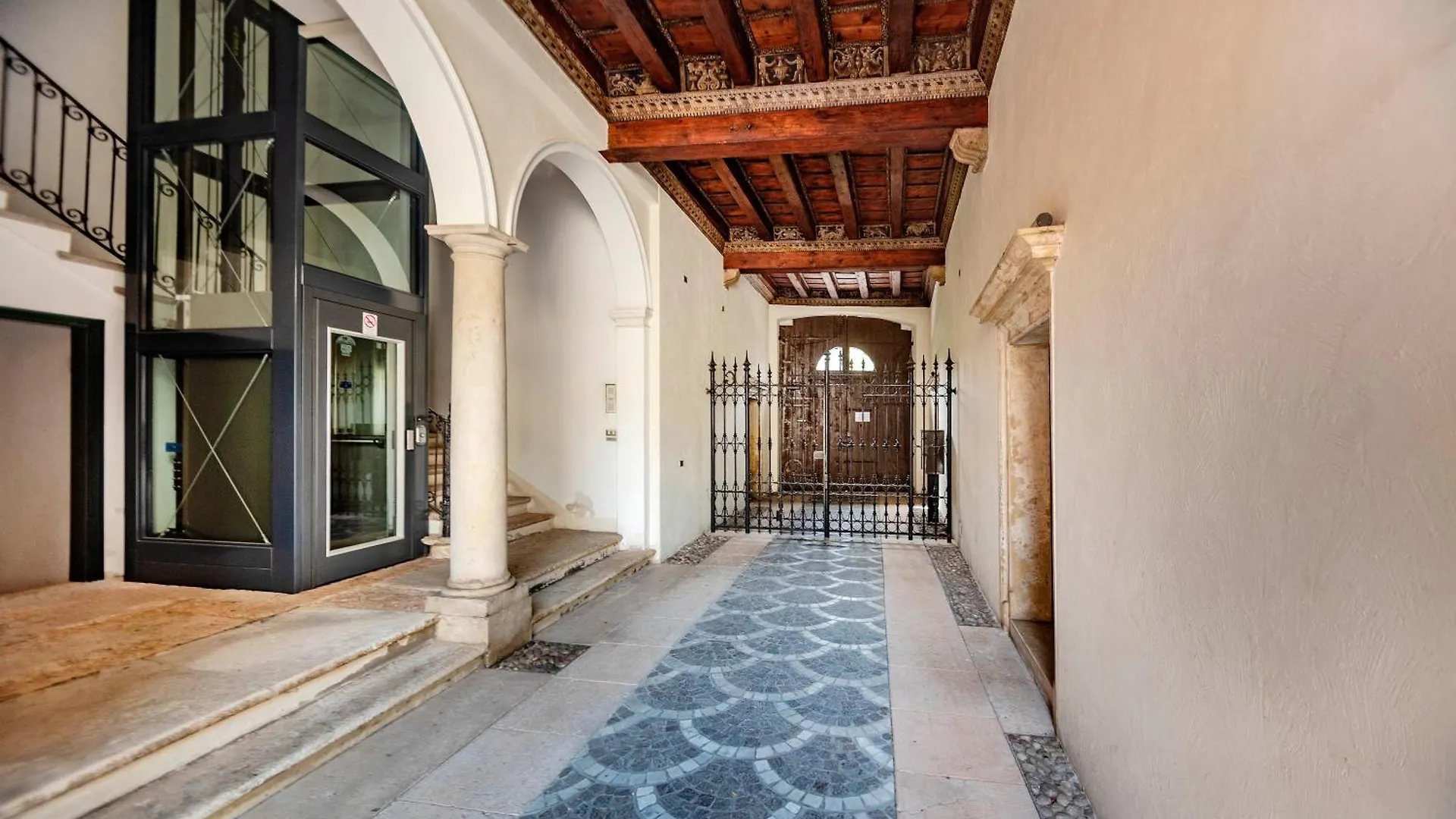 Italianflat - Verona Arches Studio Flat Апартаменты
